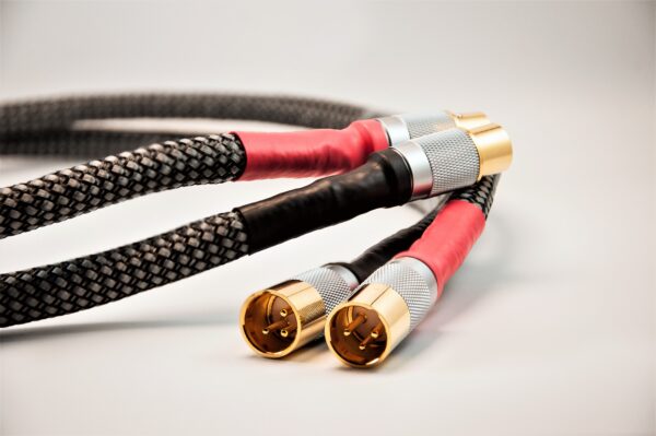 Cavo di interconnessione bilanciato XLR– GOLD 3x - immagine 2